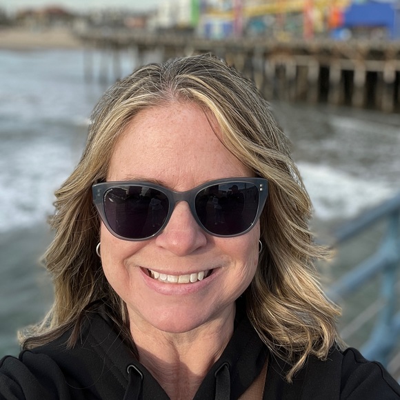 Meet your Posher, Richelle - Picture 1 of 1